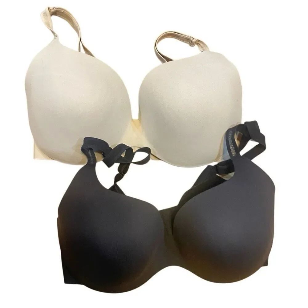 Bundle lot 2 Maidenform bras size 36D black and white